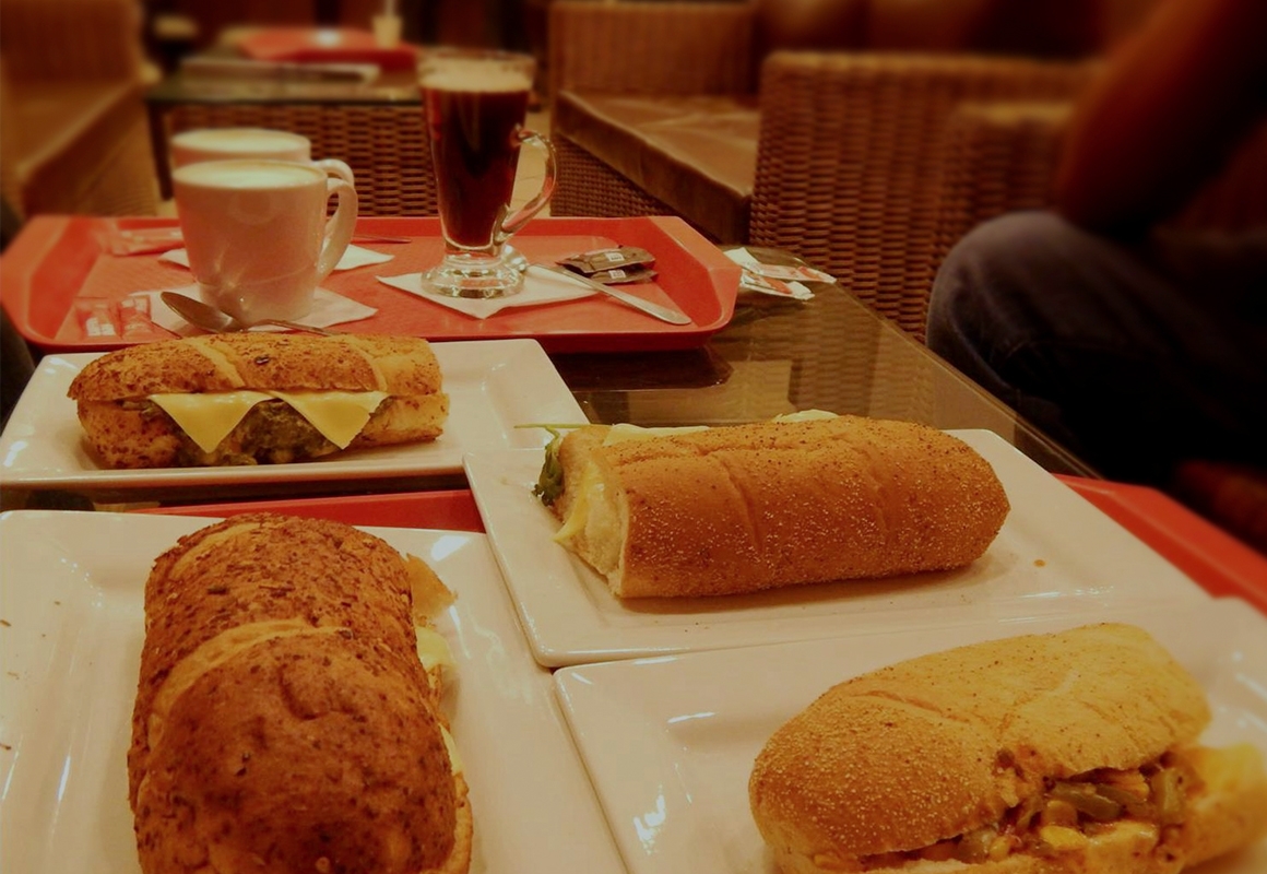 Restaurants Near Galaxy Mall